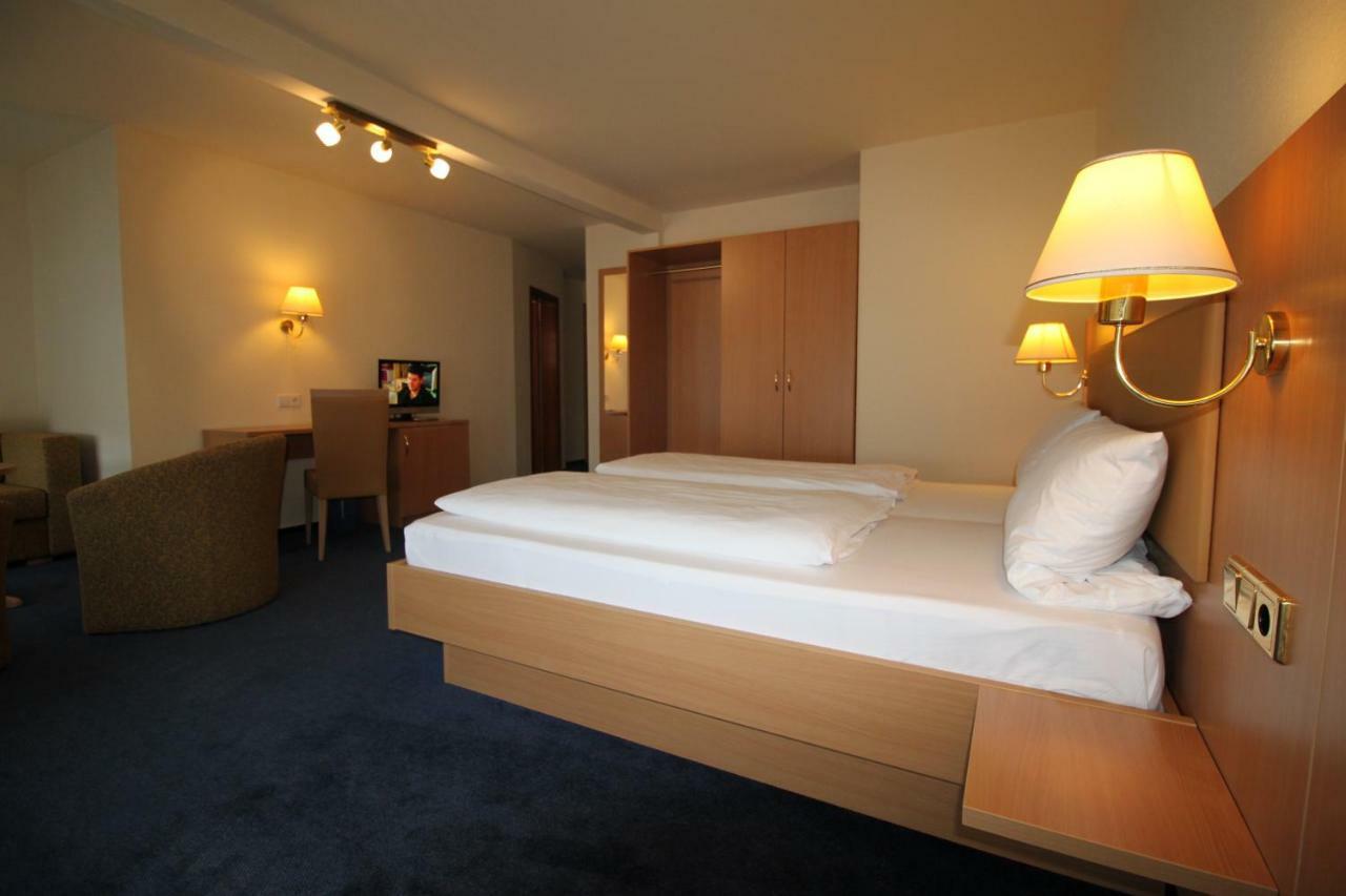 Hotel Garni Eden Меерсбург Экстерьер фото